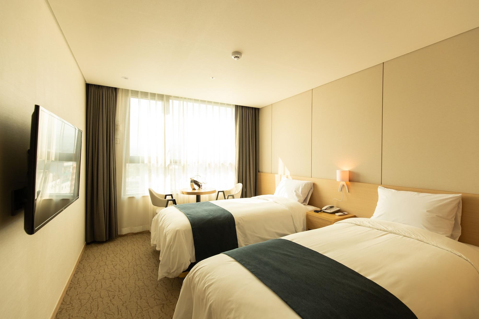 סאוגוויפו Hotel Winstory מראה חיצוני תמונה