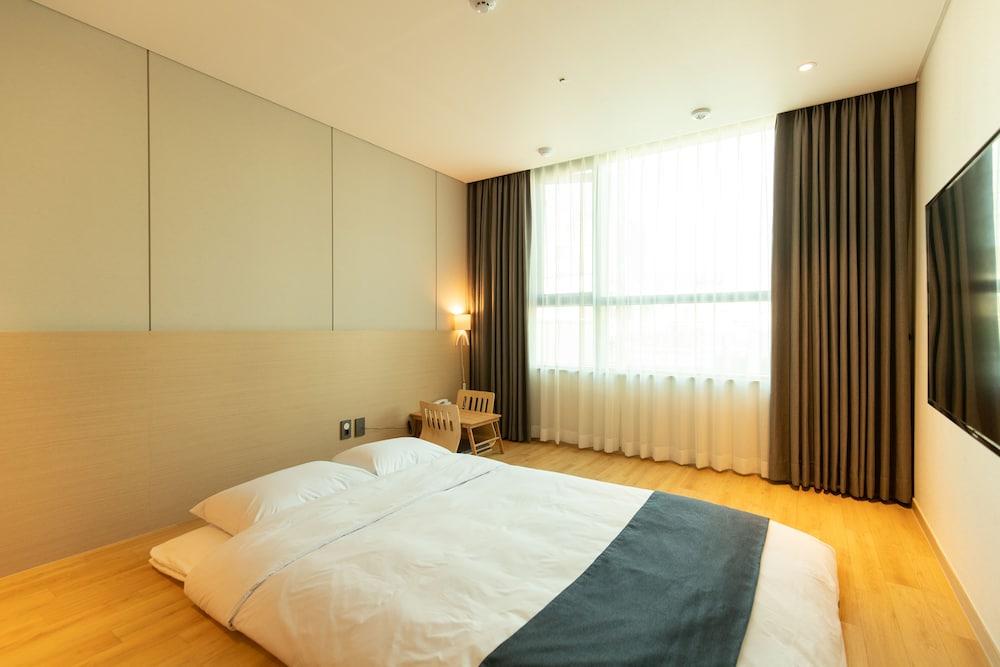 סאוגוויפו Hotel Winstory מראה חיצוני תמונה