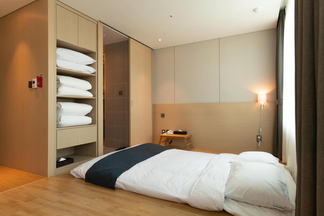 סאוגוויפו Hotel Winstory מראה חיצוני תמונה
